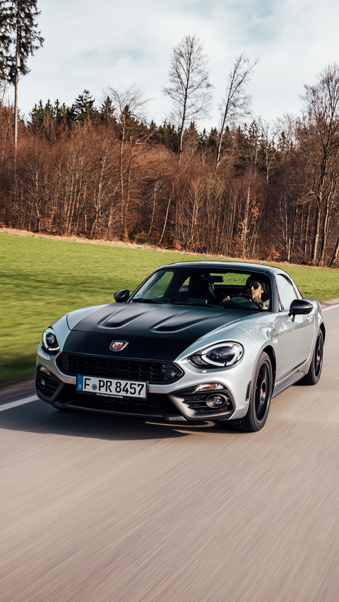 Abarth 124 screenshot