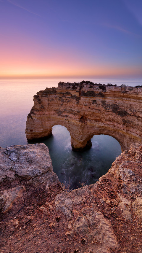 Driving along the algarve coastline screenshot