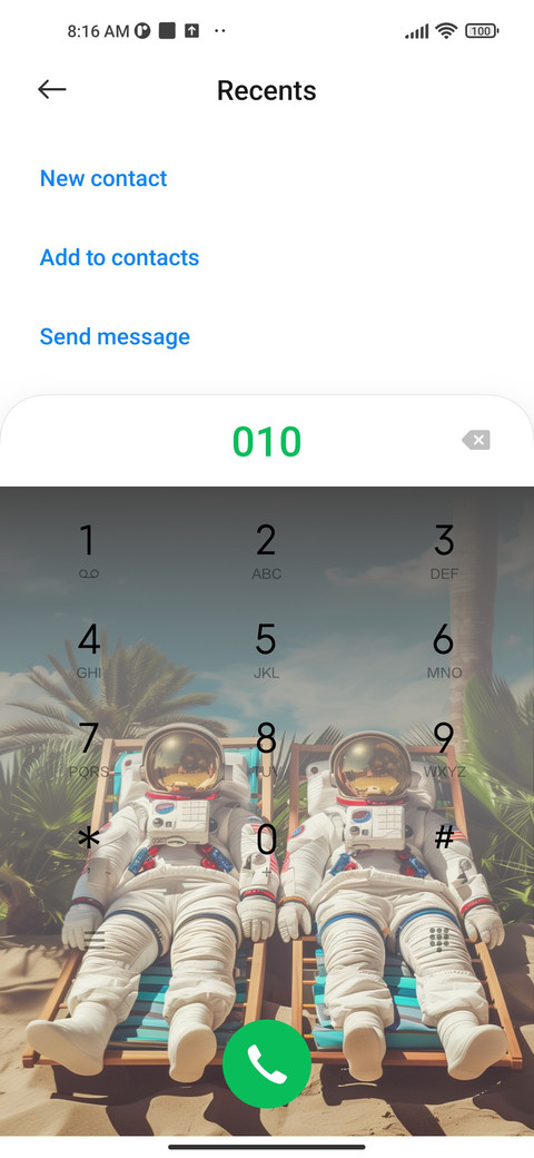 Beach astronaut screenshot