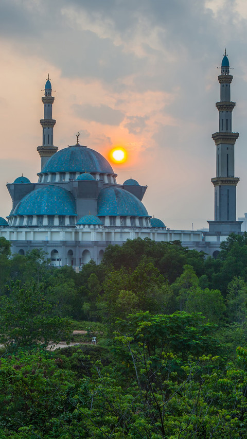 Indonesian landscape screenshot