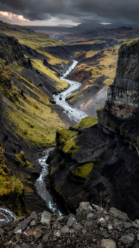 Iceland valley screenshot