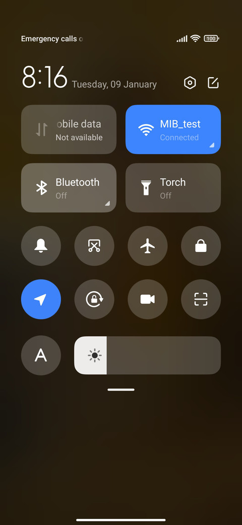 Rabbit and girl screenshot