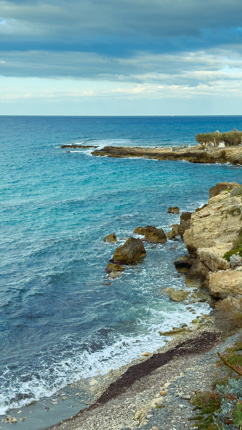 The peaceful coast screenshot