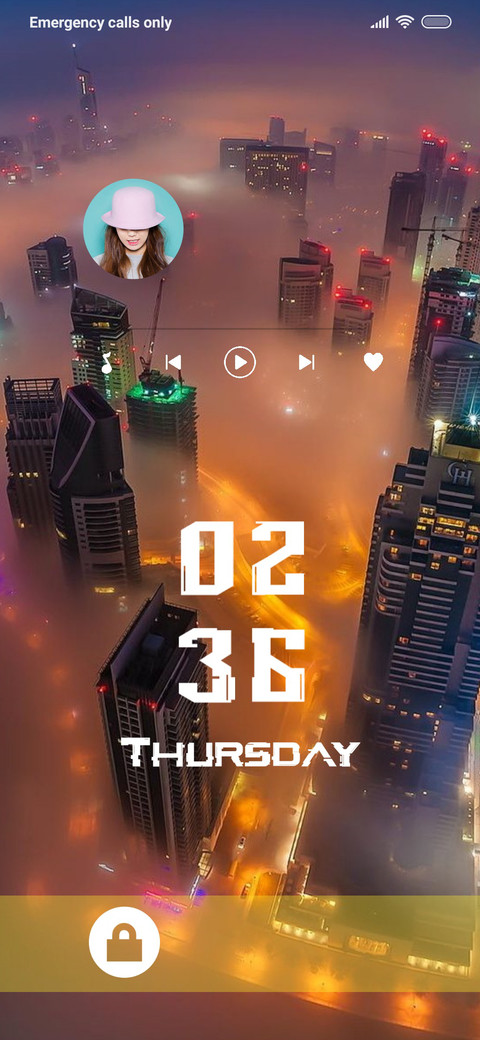 Colorful Building screenshot