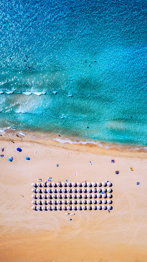 Summer by the Seaside screenshot