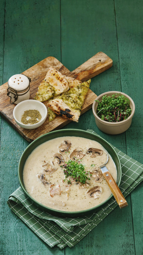 Falling in love with mushroom soup in one bite screenshot