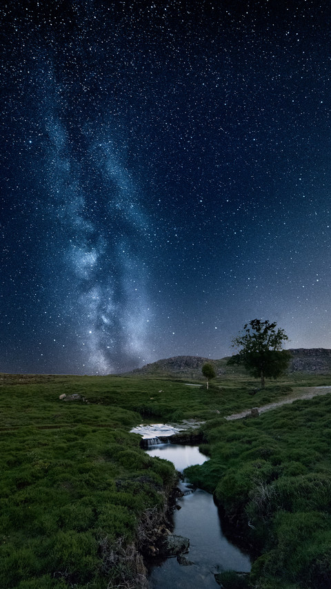 Milky Way Serra da Freita Portugal screenshot