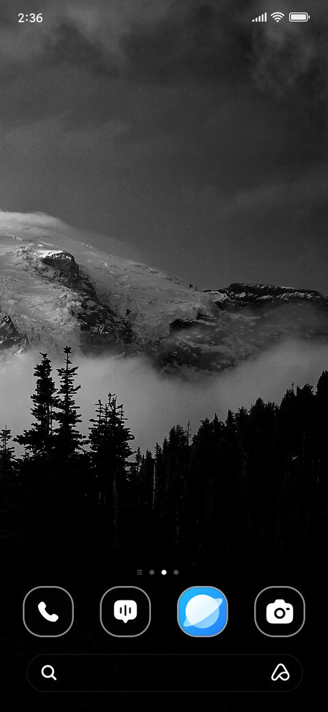 Grayscale Mountain screenshot