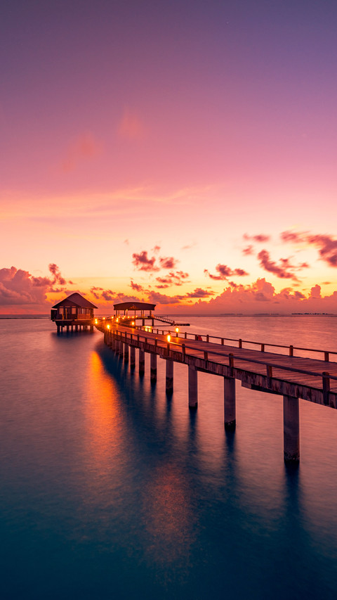 Amazing sunset panorama Maldives screenshot