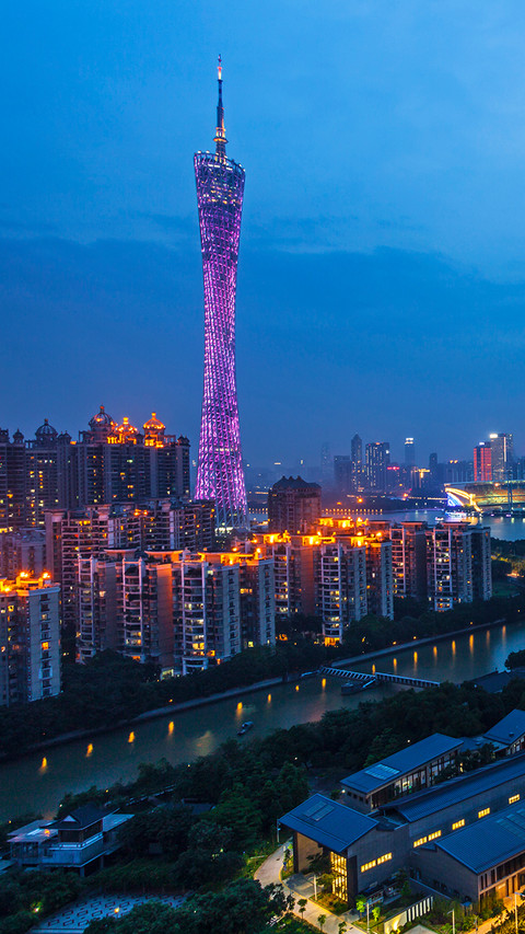 广州小蛮腰夜景 screenshot