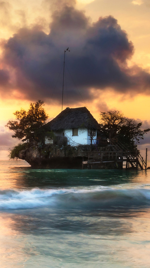 The early morning in zanzibar screenshot
