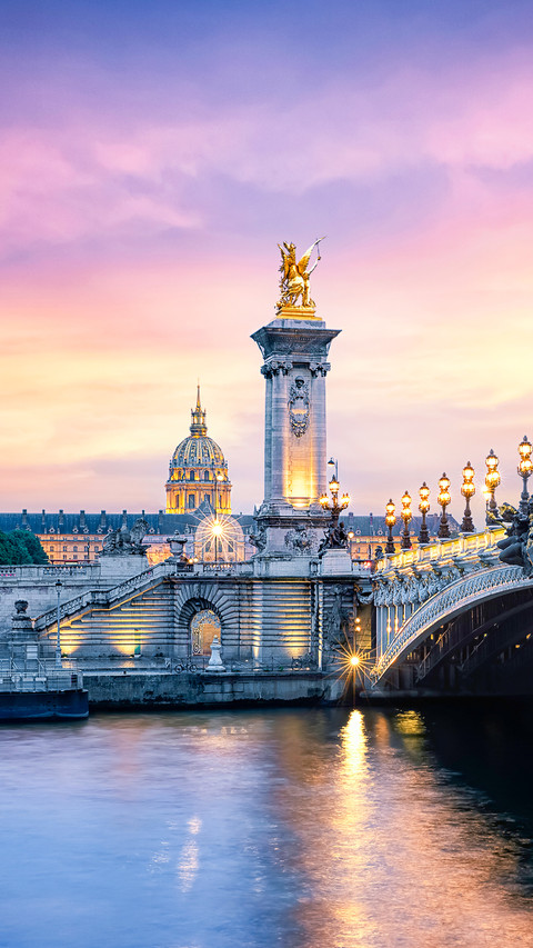 Pont Alexandre III - Paris, France screenshot