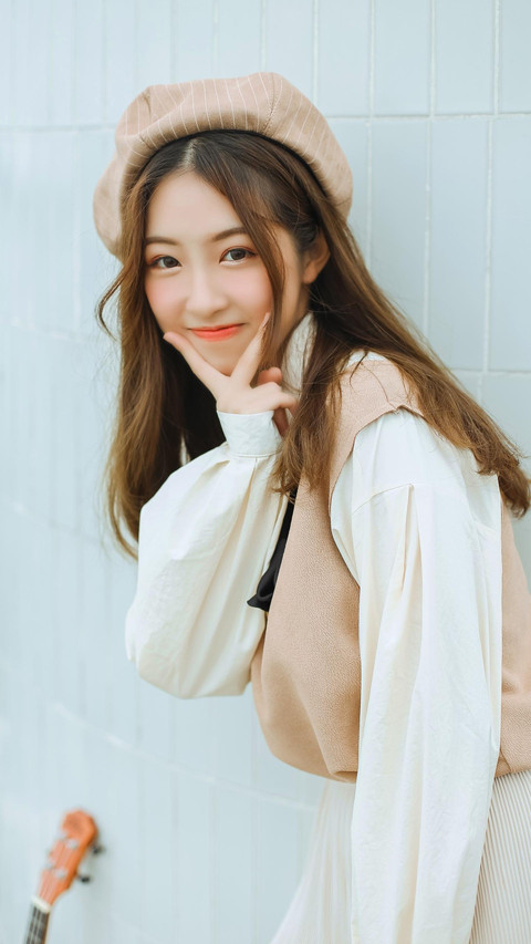 魅力四射的气质美女 screenshot