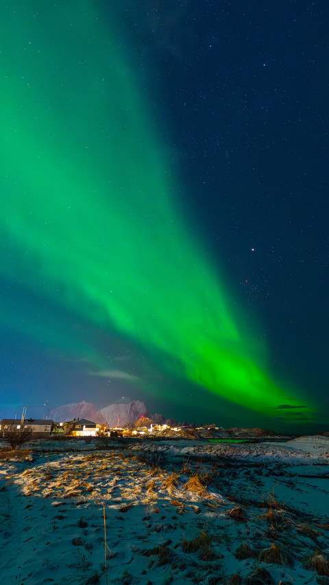 Troms  aurora fjord screenshot