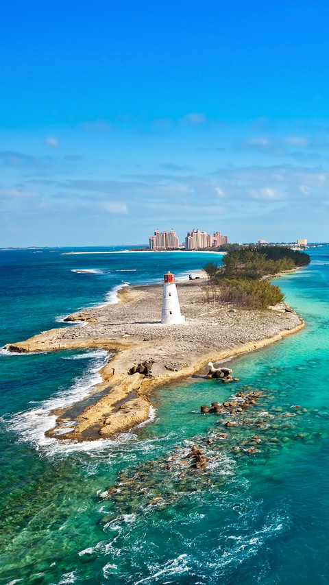 A must see place in the Bahamas 60 screenshot