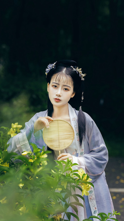 你以为汉服很便宜吗 screenshot