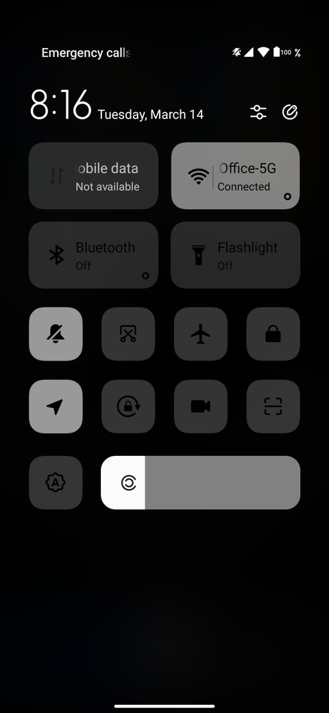 Nothing Blinks screenshot