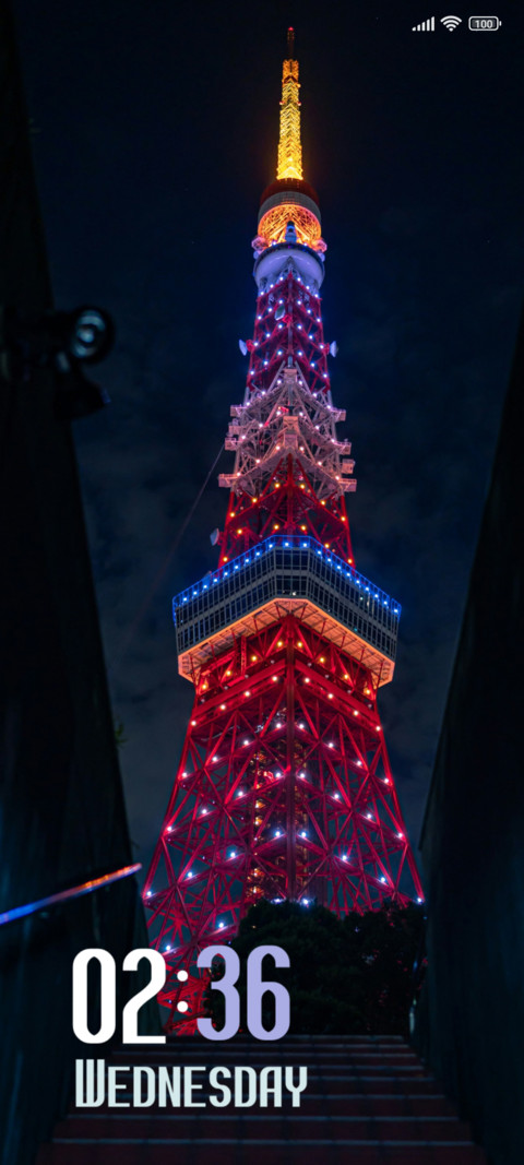 Neon Lit Tower screenshot