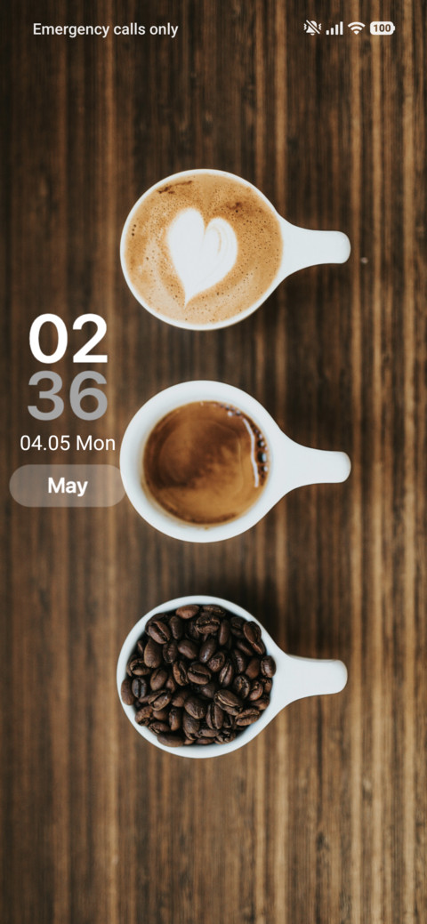 White Mugs screenshot