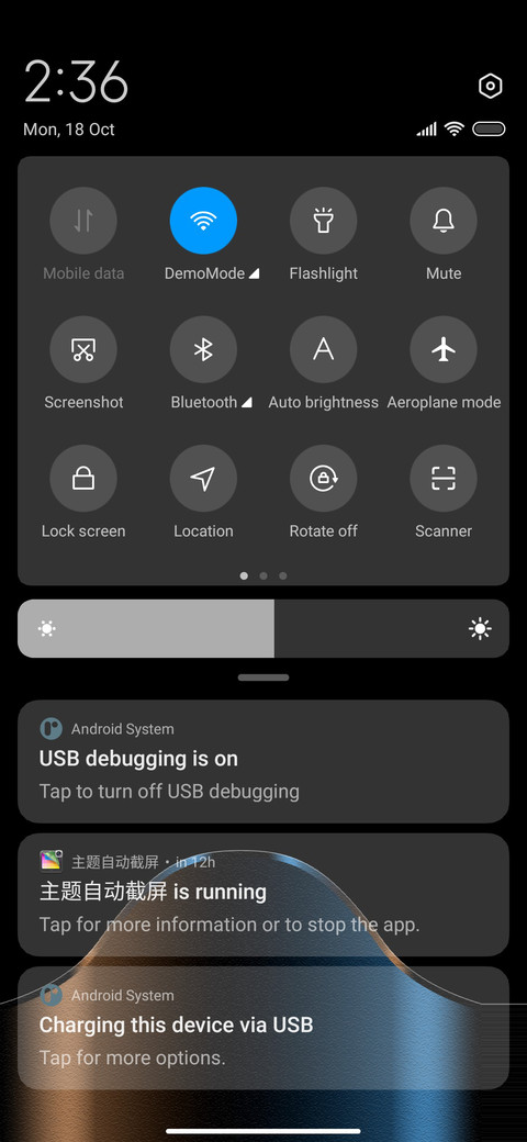 Luxury blue screenshot