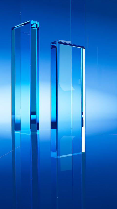 Shining crystal column screenshot
