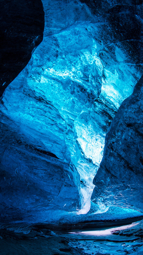 Beneath the glacier screenshot