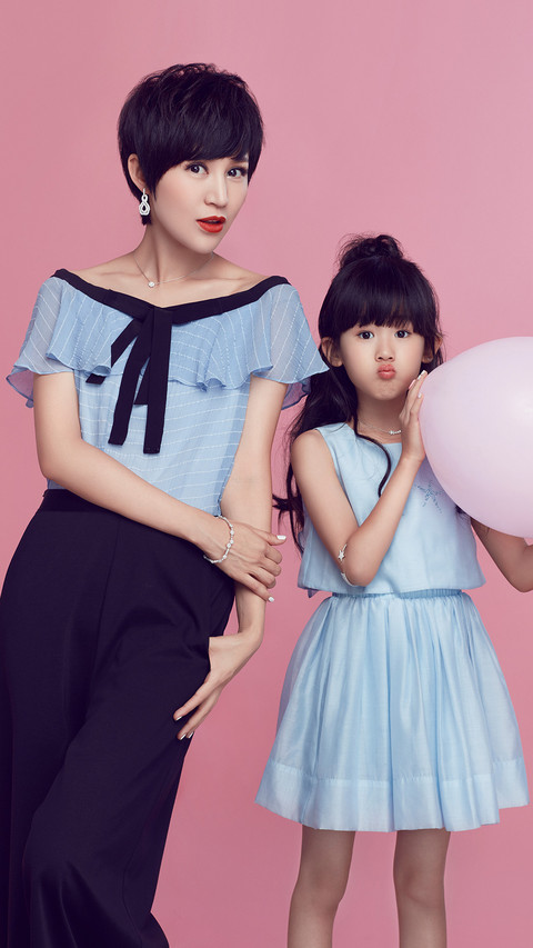 鲍蕾&贝儿 screenshot