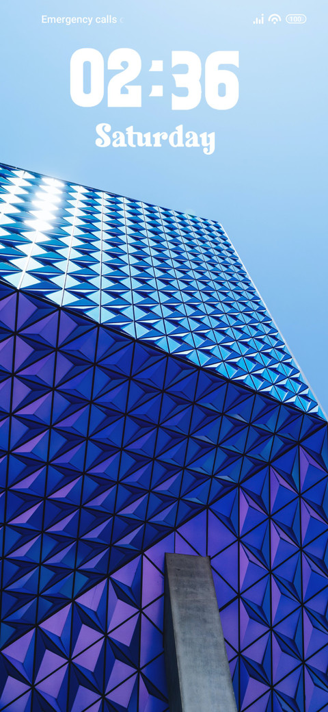 Glass building screenshot