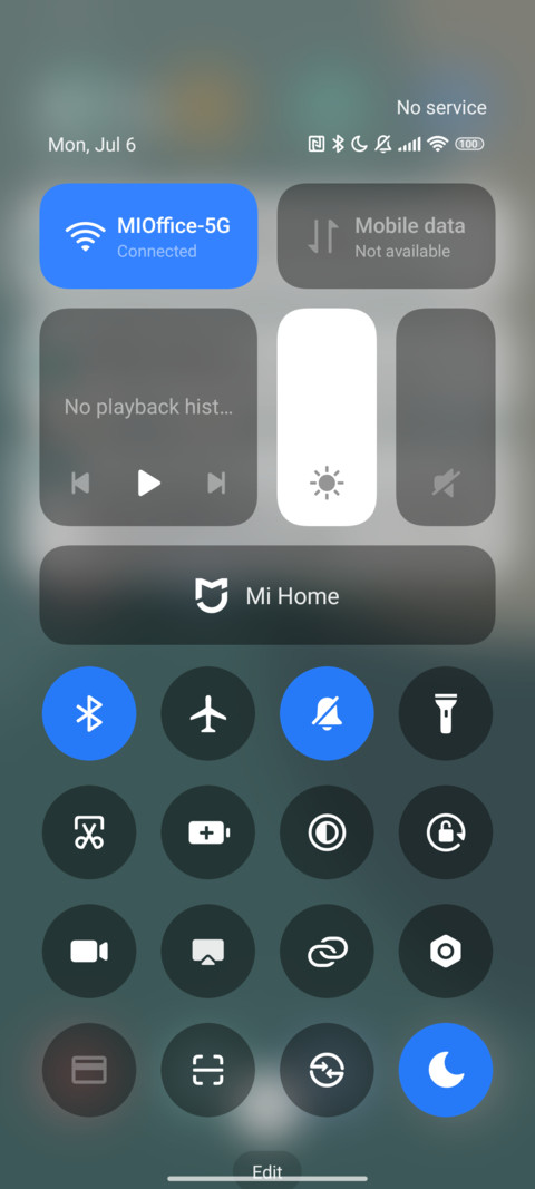 Teal Cream Curve screenshot