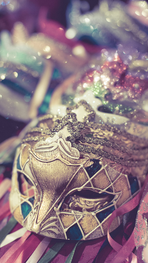 International-masks screenshot