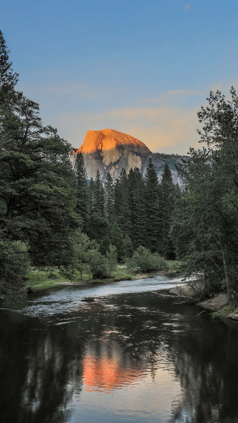 Half Dome in Sunset screenshot