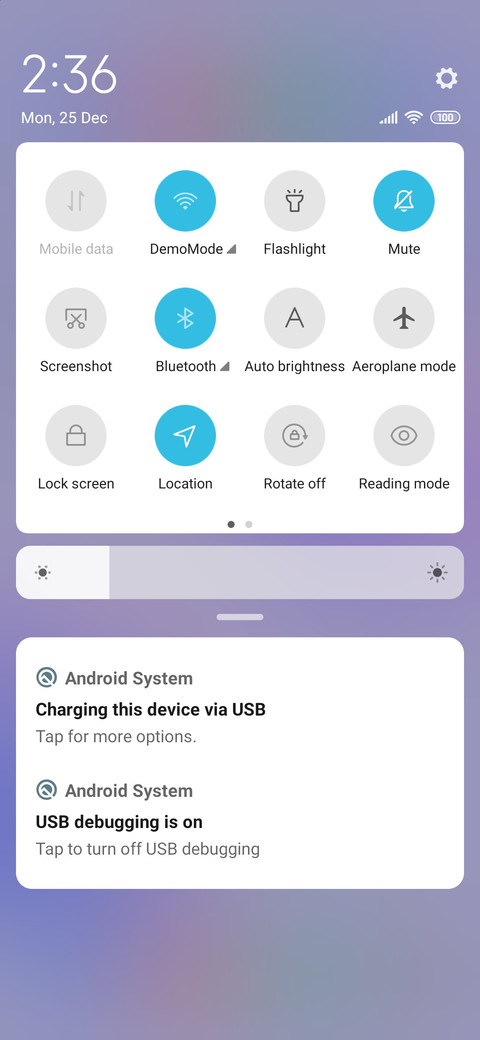 Blue purple sphere screenshot