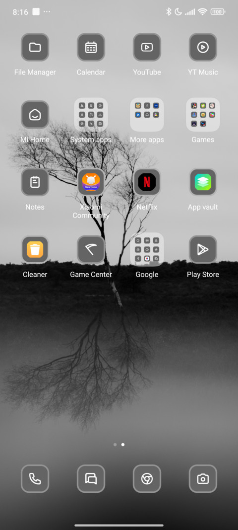 Grayscale Tree screenshot