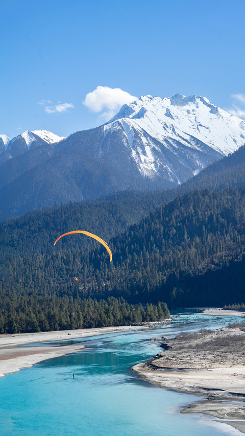 The technique of crosswind launch for paragliding screenshot