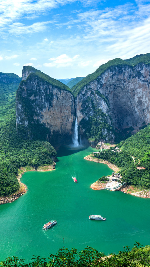 A landmark wonder of the 800milelong qingjiang river screenshot