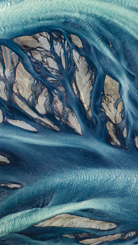 Braided glacial rivers screenshot