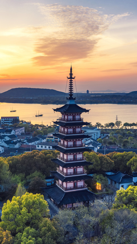 Picturesque ancient towns in jiangsu screenshot