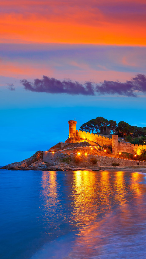 Tossa de Mar sunset in Catalonia spain Castle and beach screenshot