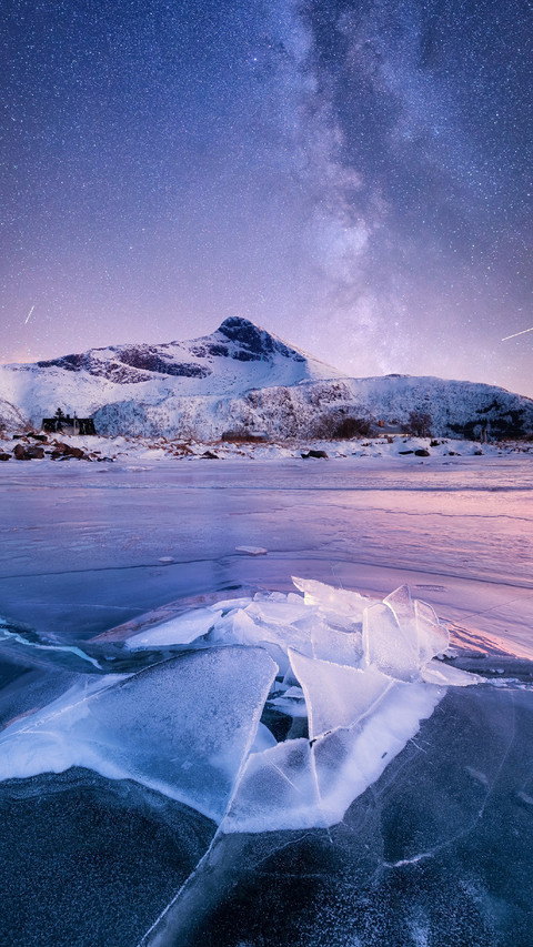 Frozen River And Snow Mountain screenshot