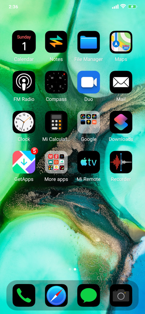 iOS Black v11 screenshot