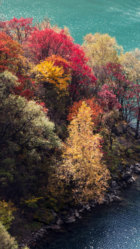 The autumn scenery of Songpinggou is colorful screenshot