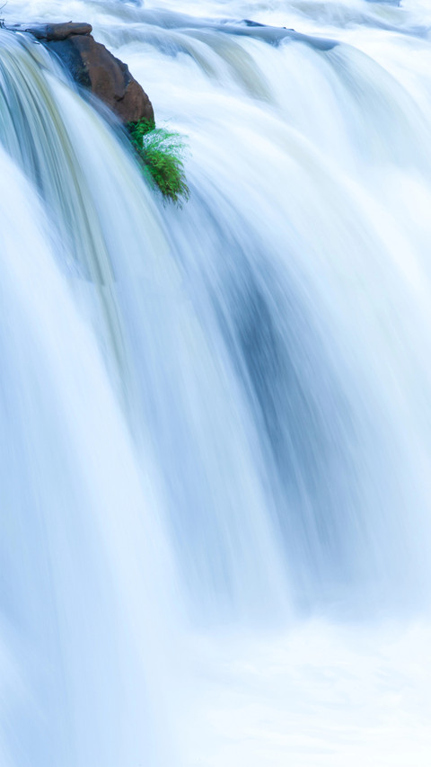 Refreshing Waterfall screenshot