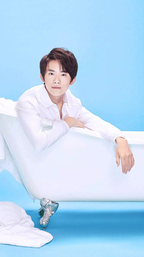 TFBOYS砥砺前行 screenshot