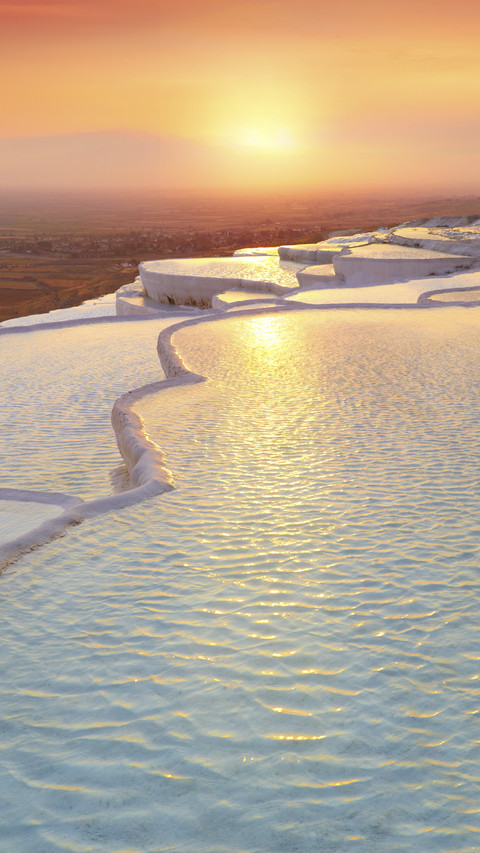 Limestone Terraces in Turkey screenshot