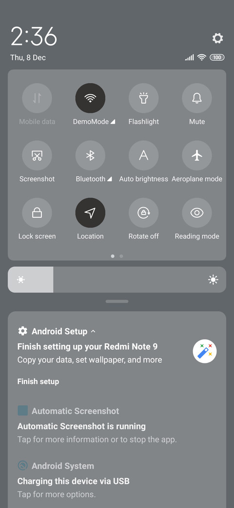 Gray-tone teenager screenshot