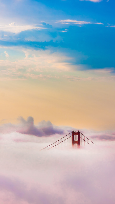 The golden gate bridge in the clouds and mist screenshot