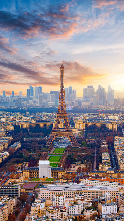 Eiffel Tower in The Sunset screenshot