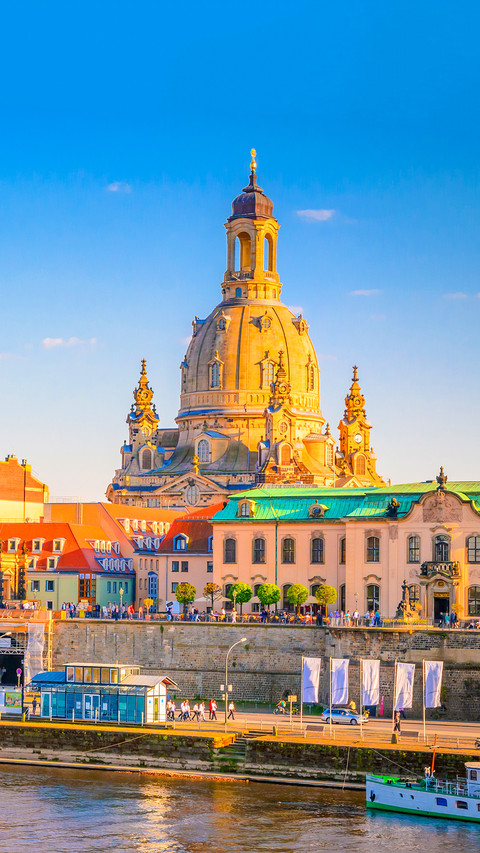 Old Town architecture with Elbe river in Saxony, Germany screenshot