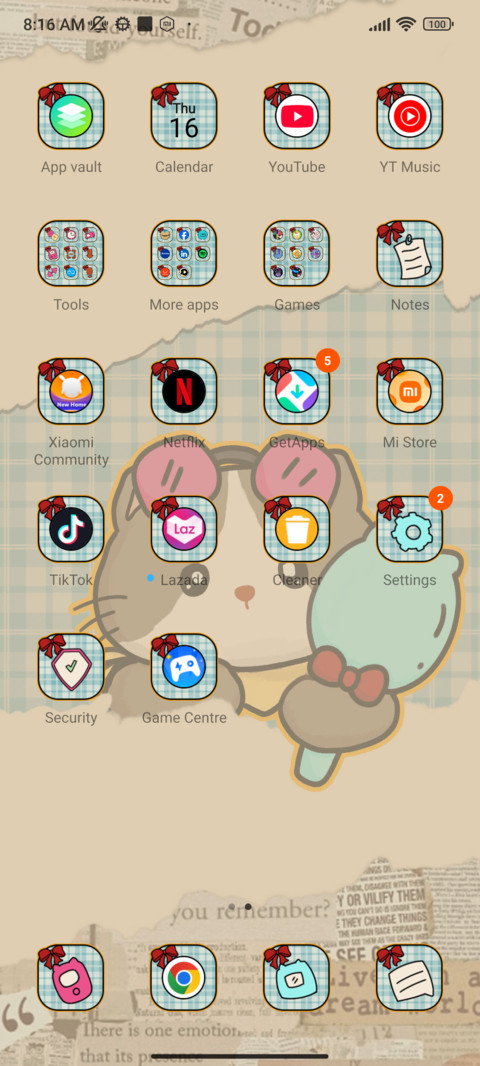 Vintage Glam Cat screenshot