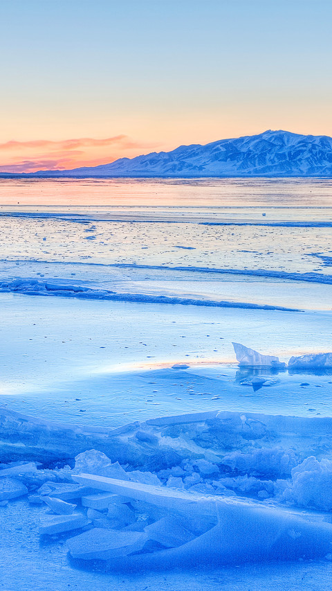 The frozen saihu lake screenshot
